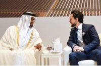 ولي العهد يلتقي محمد بن زايد