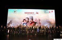 أردوغان يحتفل بمسلسل انتصر فيه العرب والأتراك على الانجليز​ - شاهد