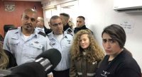 الاحتلال يمدد اعتقال عهد التميمي