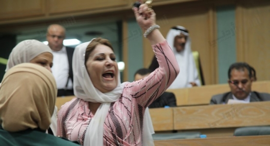 النائب الخوالدة: هذه جلسة كذب على الشعب