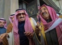 ملك السعودية يدعو أمير الكويت لحضور سباق الهجن