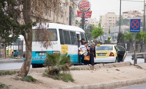100 حافلة نقل جديدة في عمّان