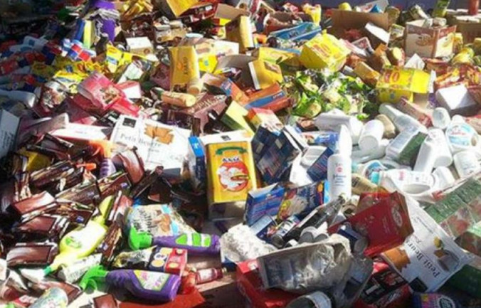 ضبط مواد غذائية منتهية في المفرق