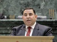نائب خالف حزبه بمنح الثقة .. فهذا كان رد الحزب !!