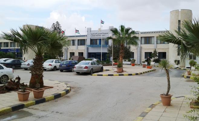 تسريح 340 عاملة في مصنع ألبسة بمدينة الحسن