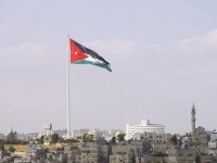 مع الدولة في الشدة والرخاء