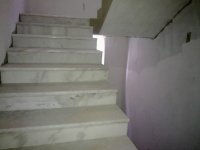 سقوط درج منزل على طفلة في جرش