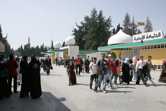 نتائج الانتقال بين الجامعات والتخصصات