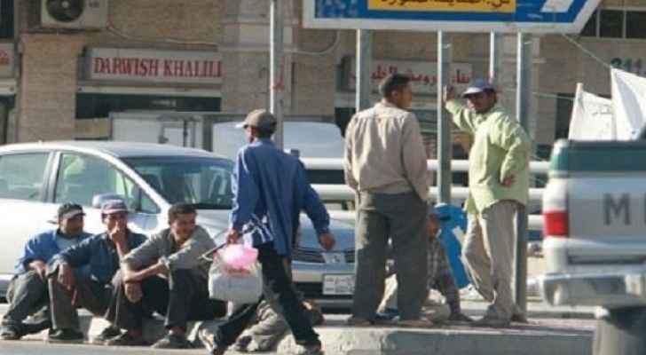 الحكومة تمدد مهلة تصويب أوضاع العمالة الوافدة المخالفة .. تفاصيل