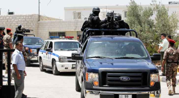أمن الدولة : الأشغال 12 عاماً لإرهابي خطط لقتل ضابط أمن وقائي
