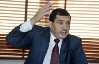 الهميسات: الوظيفة الحكومية "ليست للمشيخة وشرب الشاي والقهوة"