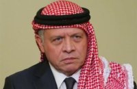 الملك يعزي أمير دولة الكويت بوفاة الشيخ ناصر صباح فهد الصباح