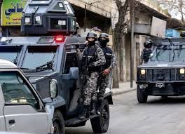 القبض القبض على ٤ مطلوبين من بينهم مصنف خطير في البادية