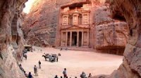 سفير النوايا الحسنة للصليب الأحمر يروج الاردن سياحيا