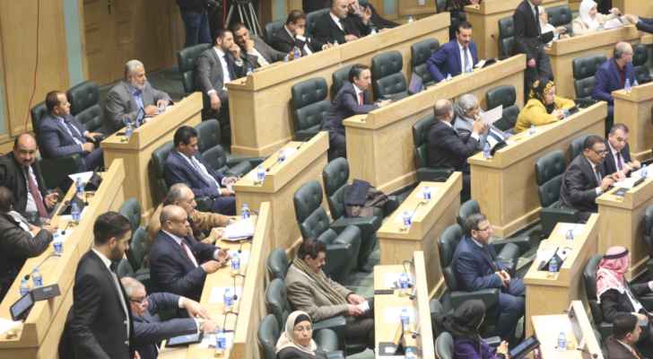 بالفيديو ..النواب يقرر عقد جلسة لمناقشة "أموال الضمان"