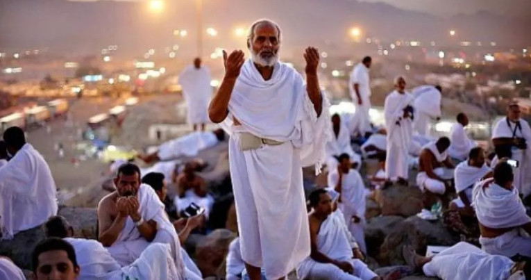 إعلان أسماء الحجاج بعد منتصف الشهر الجاري