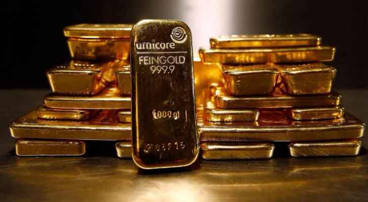 الذهب يرتفع مع انخفاض الدولار