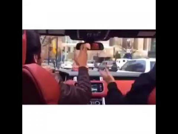 بن سلمان والحريري يتجولان في شوارع باريس (فيديو)