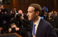 مؤسس فيسبوك يعتذر أمام جلسة استماع للكونغرس باختراق معلومات المستخدمين