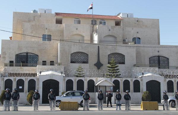 السفارة السورية بعمان تصدر بيانا حول العدوان