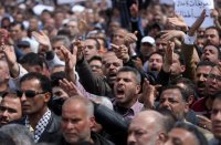 بالأسماء والتفاصيل ..تقاعدات جديد في السلطة الفلسطينية