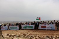 بالصور .. أهالي بني عبيد يحتجون على مرور خط الغاز الصهيوني بأراضيهم