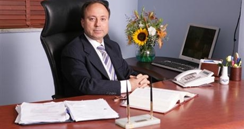 د. عبد الهادي يدعو لإنشاء هيئة مستقلة تُعنى بصناعة السياحة العلاجية