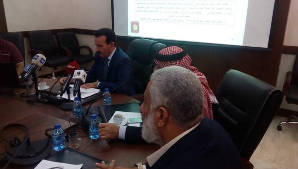 بالصور .. العكايلة للحكومة: لا تثيروا الناس