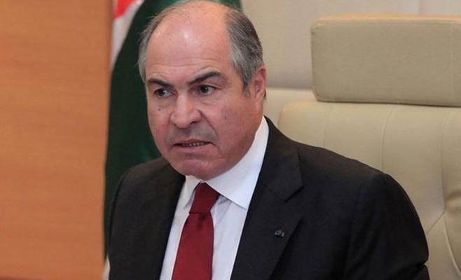 الملقي يعد بعدم رفع الاسعار بعد مرور قانون الضريبة