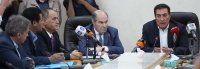 انتهاء اجتماع الحكومة والنقباء وهذه نتائجه