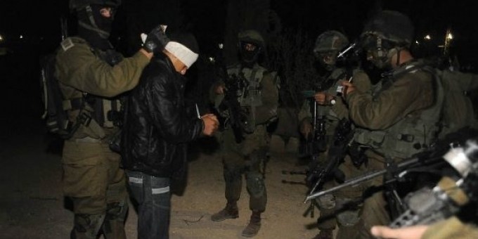 الاحتلال يعتقل 13 فلسطينيا بالضفة والقدس المحتلتين