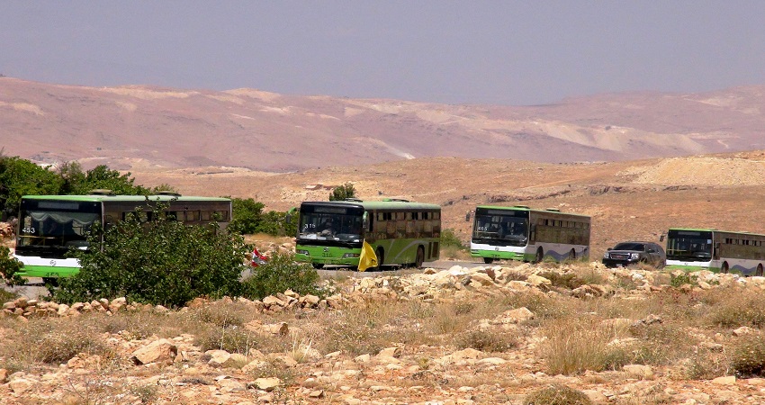 عودة نازحين من عرسال اللبنانية إلى سوريا
