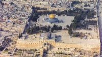 ٨٣٩ موظفا بأوقاف القدس يستفيدون من العلاوة