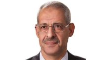 الحكومة تتمسك بالحوار مع النقابات حول "الخدمة المدنية"