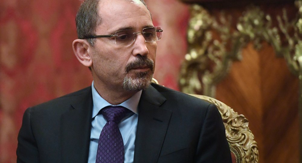 الصفدي: الأردن سيضمن سلامة الجرحى السوريين