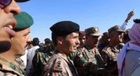 صورة الامير حمزة يبكي رفيقه الشهيد الحويطات الاكثر تداولا في الاردن