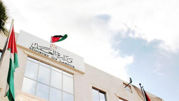 مصادر: شراء خدمات النائب السابق الموظف في العمل بسبب خبراته العملية