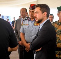 ولي العهد: بين نشامى مديرية الأمن العام