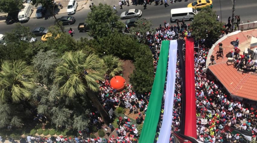 النقابات: الحكومة تكرر اخطاء سابقتها بشان مشروع "ضريبة الدخل"