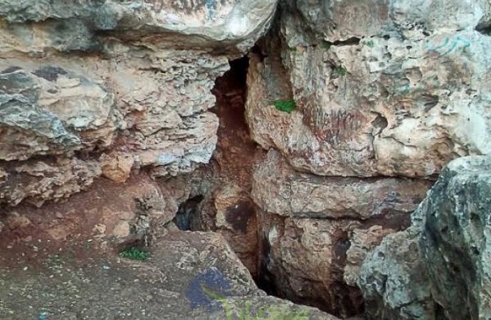 تجهيز البنية التحتية لإيصال الكهرباء لمغارة برقش