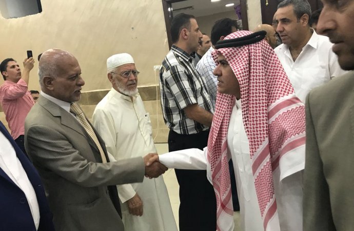 السفارة السعودية تقدم واجب العزاء بالفنان ياسر المصري