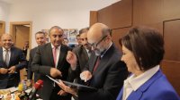 الرزاز يطلق 8 خدمات إلكترونية جديدة في أمانة عمان
