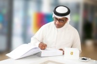منصات التواصل الاجتماعي تضج بخبر طلاق الشاعر علي الخوار