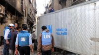 العاملون في الأونروا يدعون للتصدي لمحاولة المساس بموظفيها