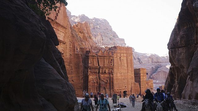 ضربة شمس تقتل إسرائيلية في البترا