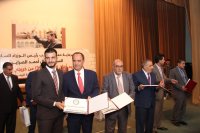 بالصور ..الصرايرة يرعى حفل تكريم أوائل الفوج التاسع والثلاثين من طلبة اليرموك