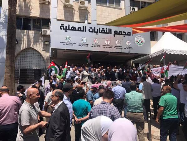 النقابات تلتقي اللجنة الحكومية للنقاش حول "الضريبة" اليوم