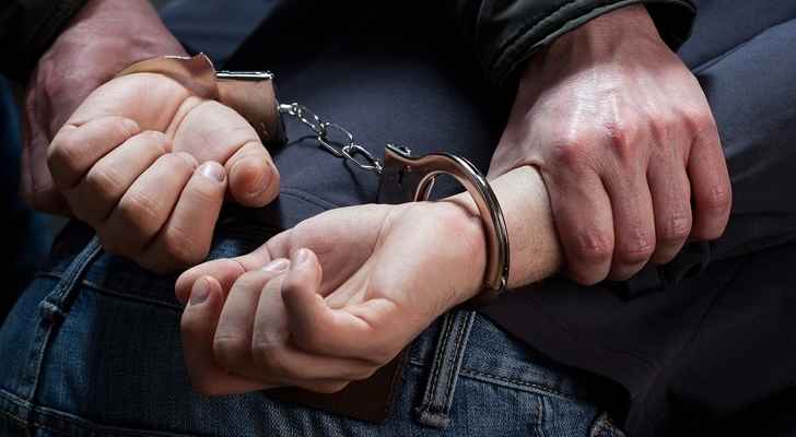 القبض على شخصين بقضية خطف حقائب سيدات في الرصيفة