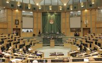 الأعيان يرد "التقاعد المدني" للنواب