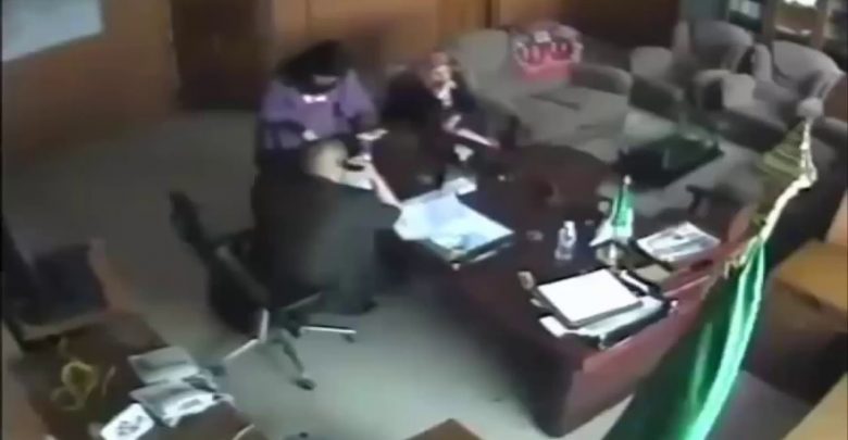 عربيات يستدرجن لأزواجهن فتيات لممارسة الرذيلة